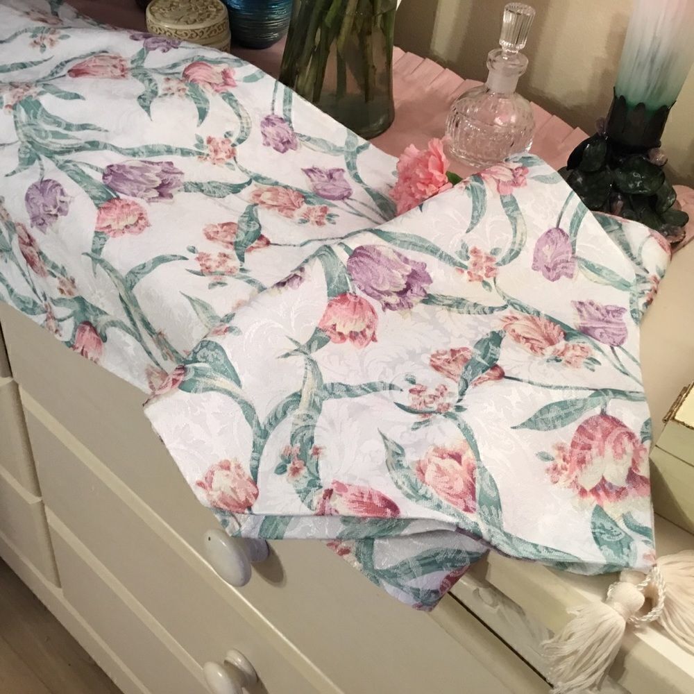 Tulip Time Brocade Print Long Table Runner
